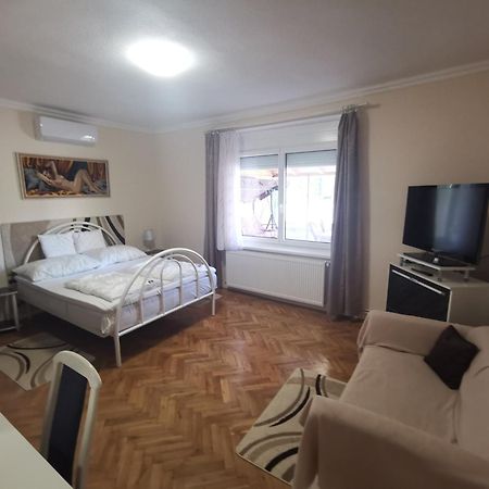 Tini Apartman Balatonfüred Kültér fotó